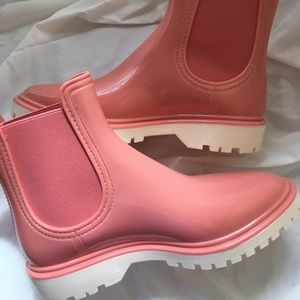 SIZE RUNS BIG: ASOS Chelsea Rain Boots Pink